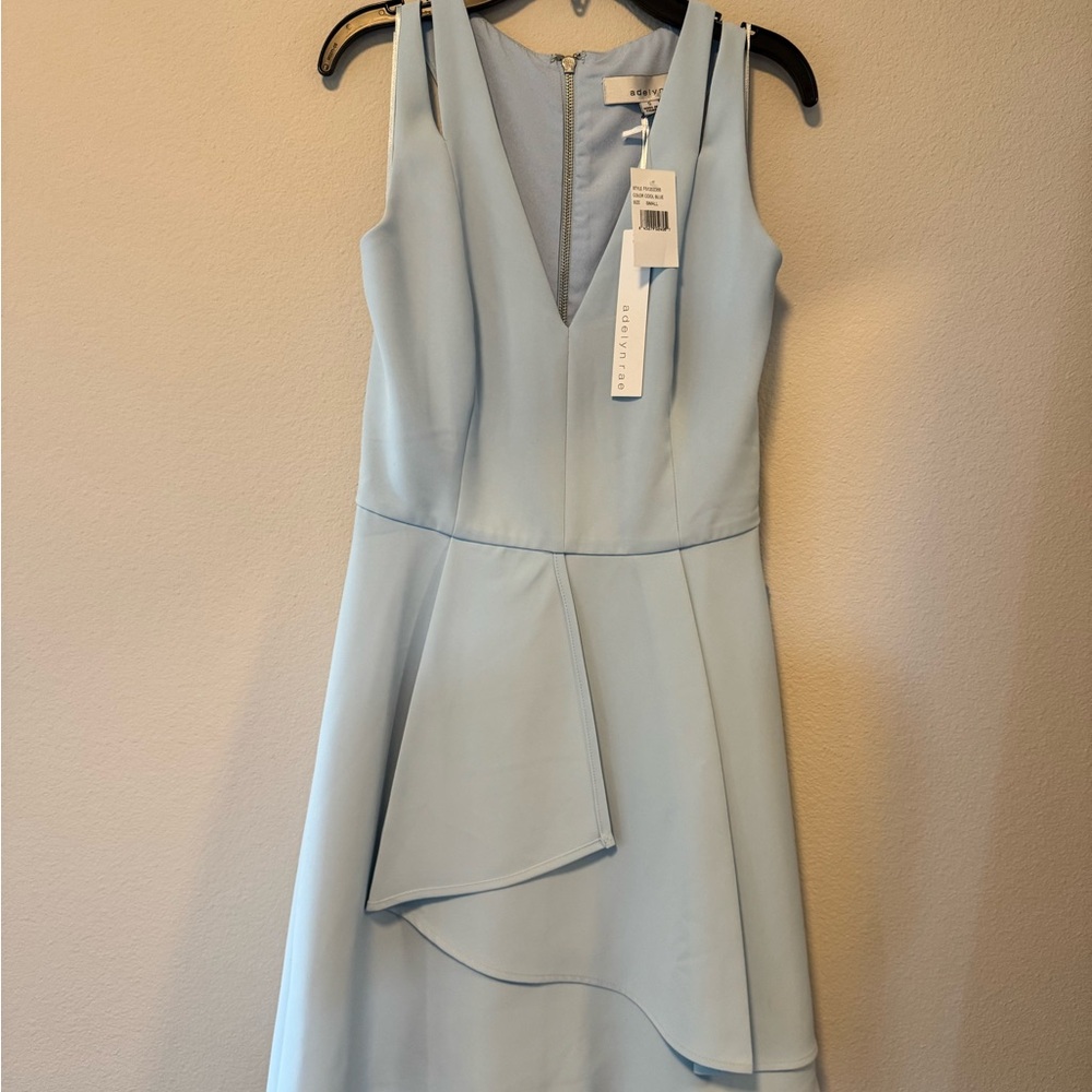 Adelyn Rae Pale Blue V-Neck Midi Dress